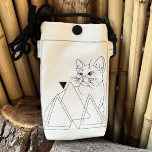 Pouch Neko Triangle - Con cristal de regalo