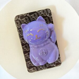 Neko Cargador - Amatista  (podés cargar tarots, cuadernos, libros, papeles importantes)